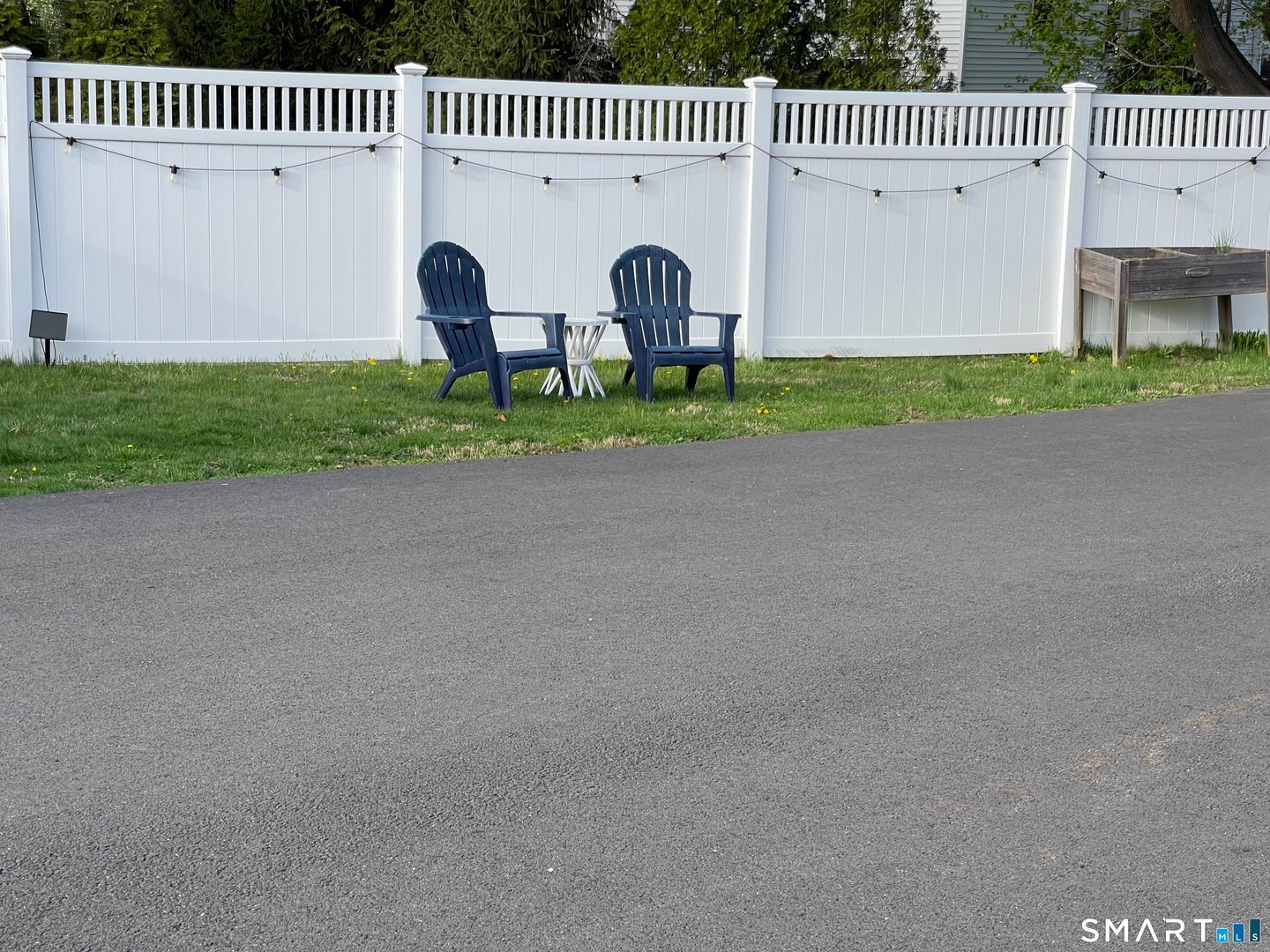 31 Ledge Avenue  #2 Photo 15