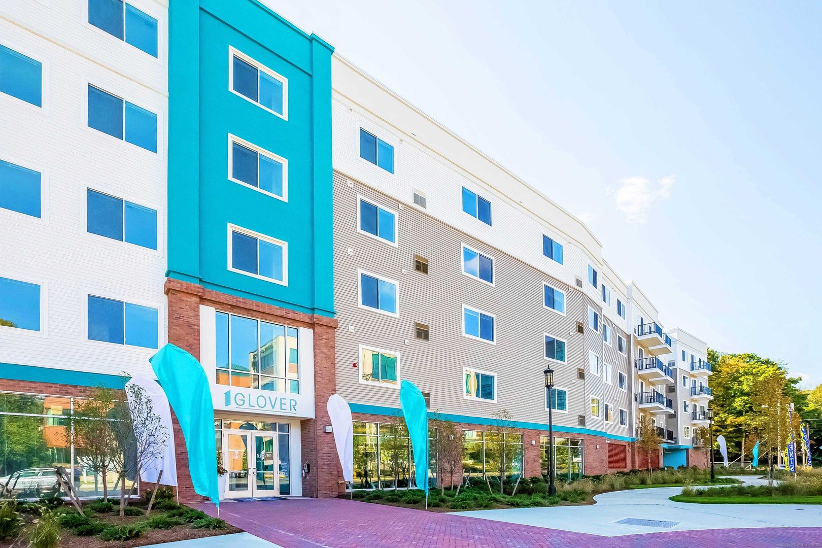 1 Glover Avenue  #416 Photo 3