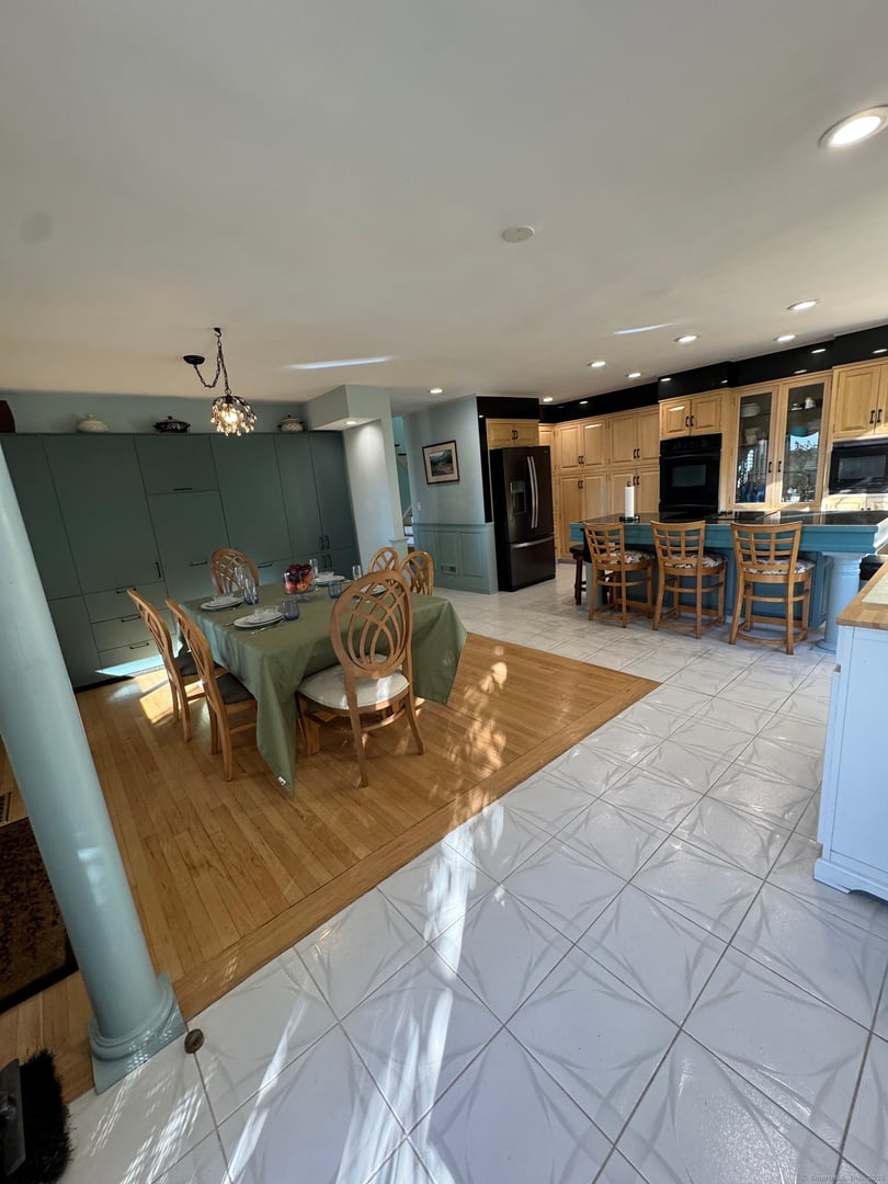 84 Ridge Hill Road Photo 5