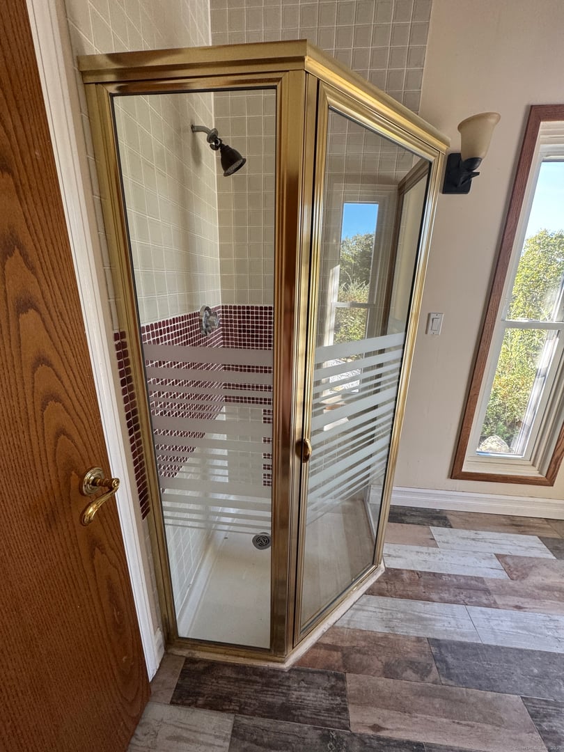 84 Ridge Hill Road Photo 16