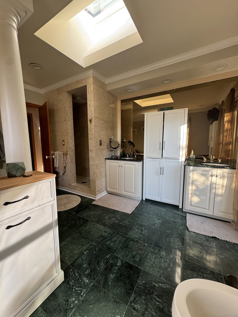 84 Ridge Hill Road Photo 23