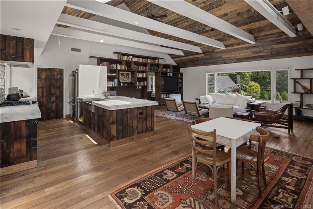 4 Good Hill Road Photo 9