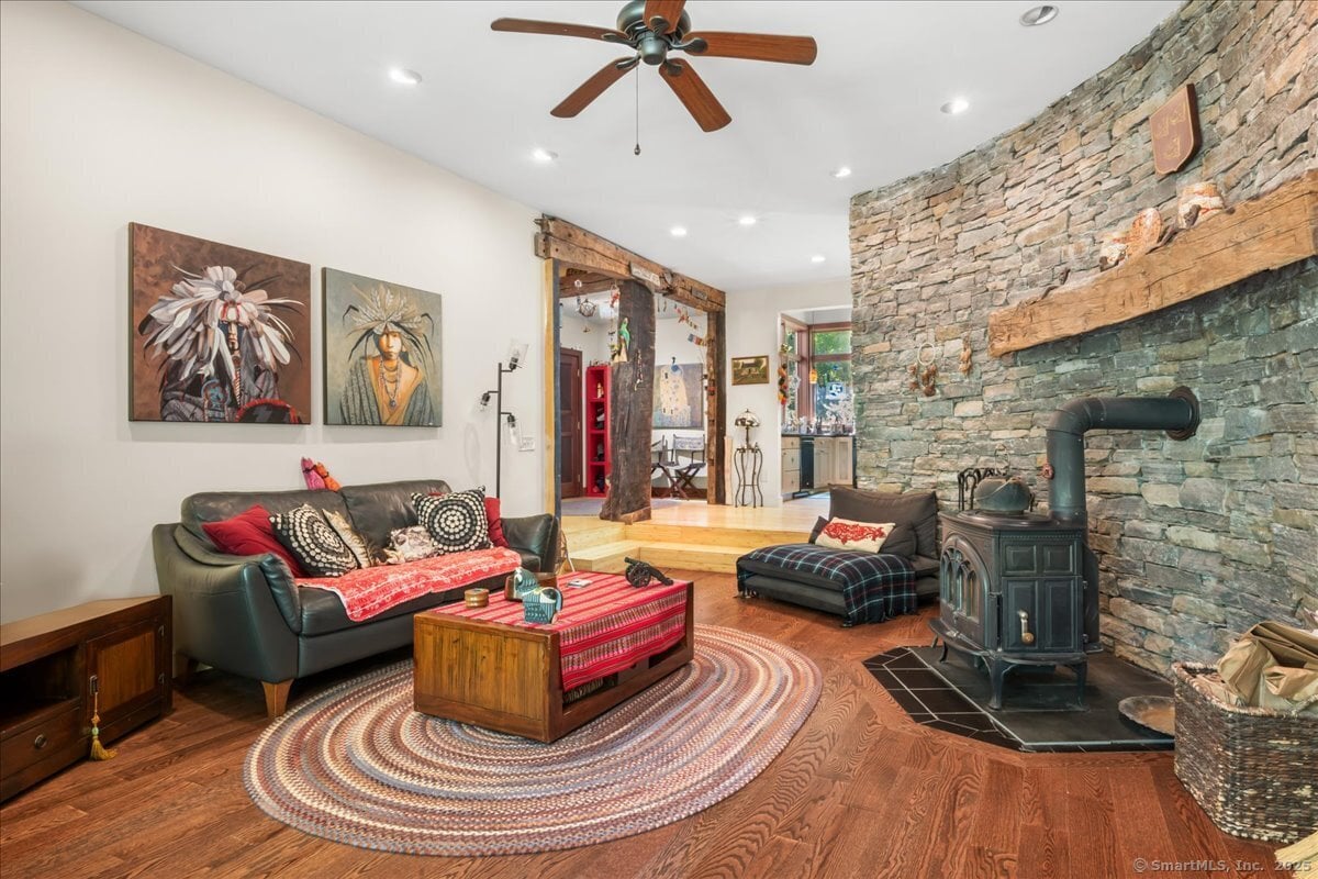 39 Hewitt Road Photo 5