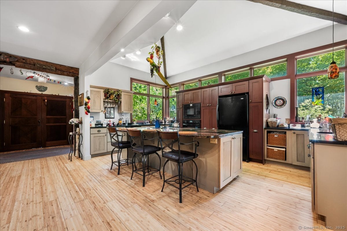 39 Hewitt Road Photo 7