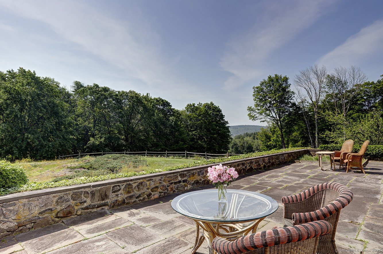 127 Old Goshen Road Photo 12