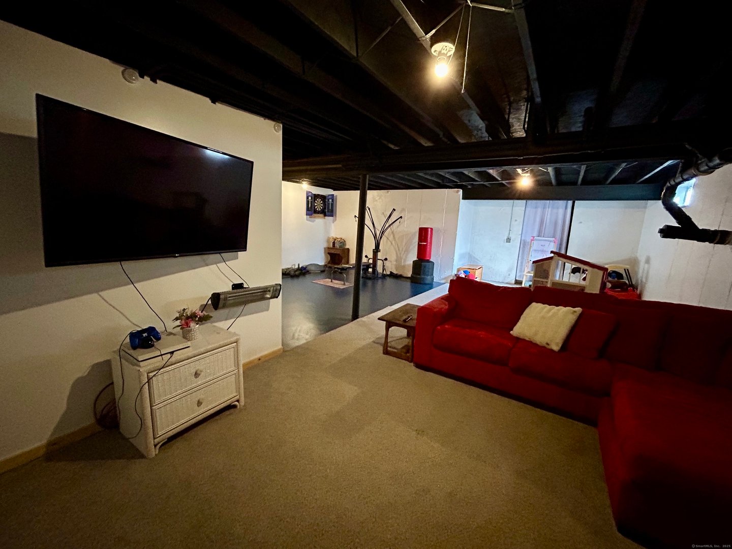 106a Pinney Street Photo 26