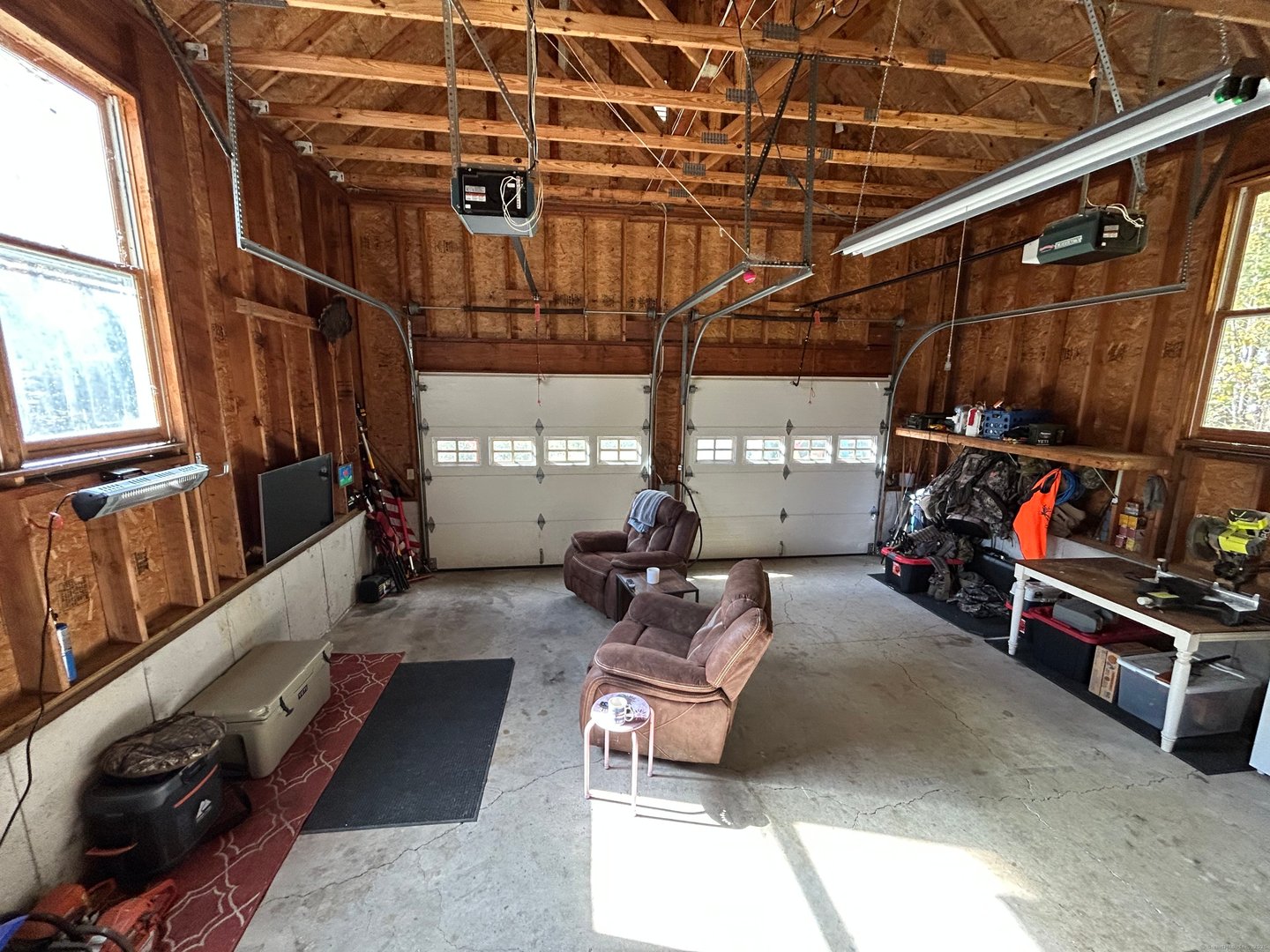 106a Pinney Street Photo 32