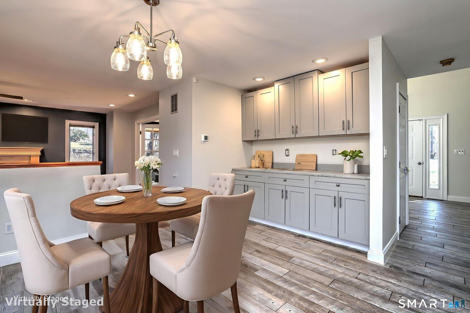 84 Chelsea Court Photo 15