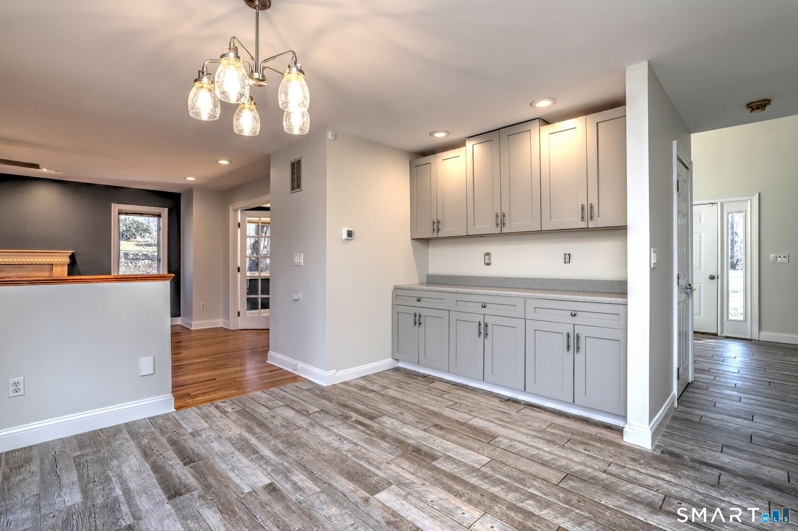 84 Chelsea Court Photo 16