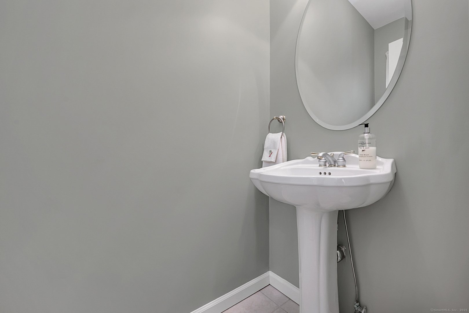 20 Cowles Road Photo 33