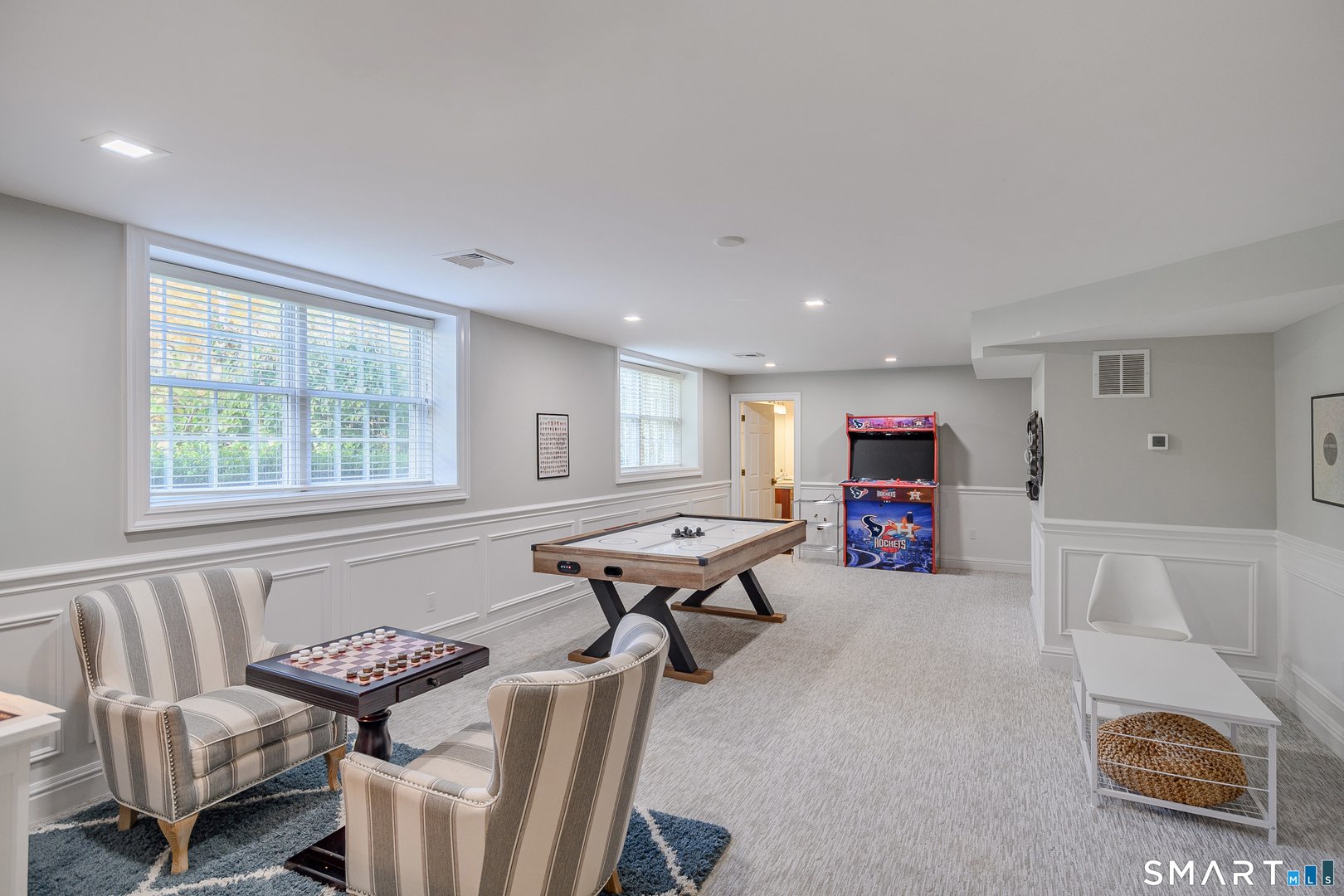 14 Merlins Lane Photo 27