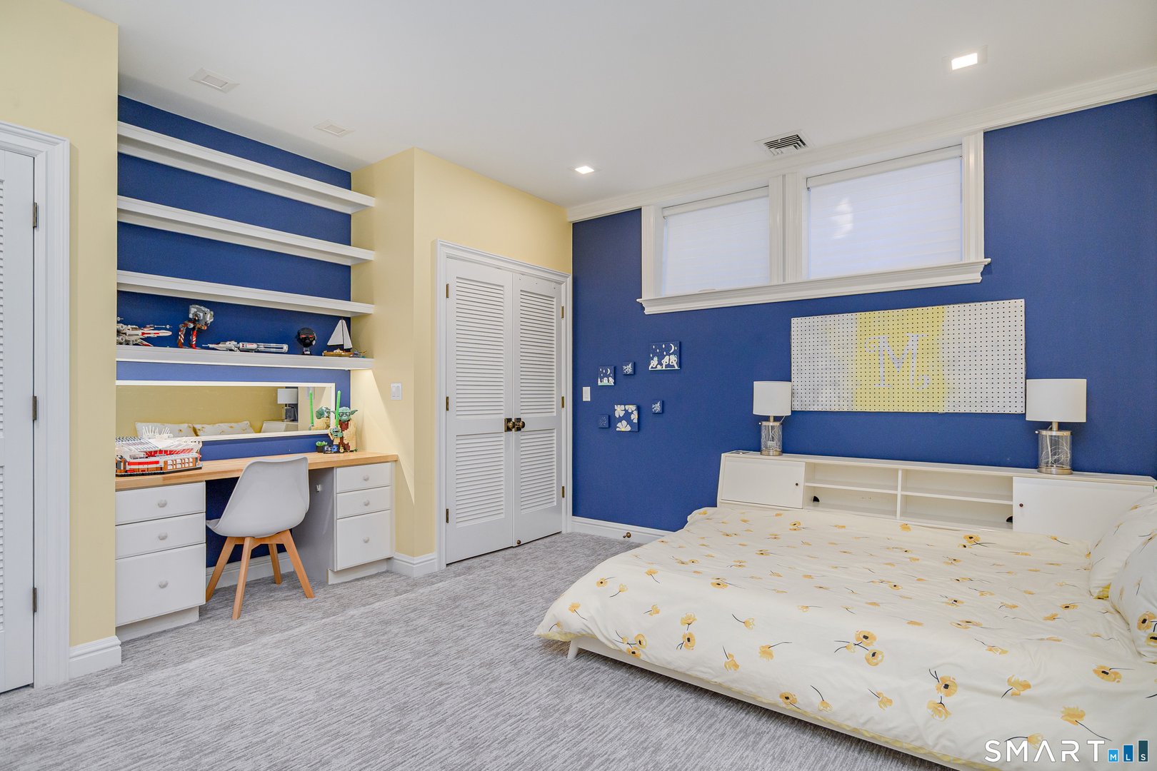 14 Merlins Lane Photo 29