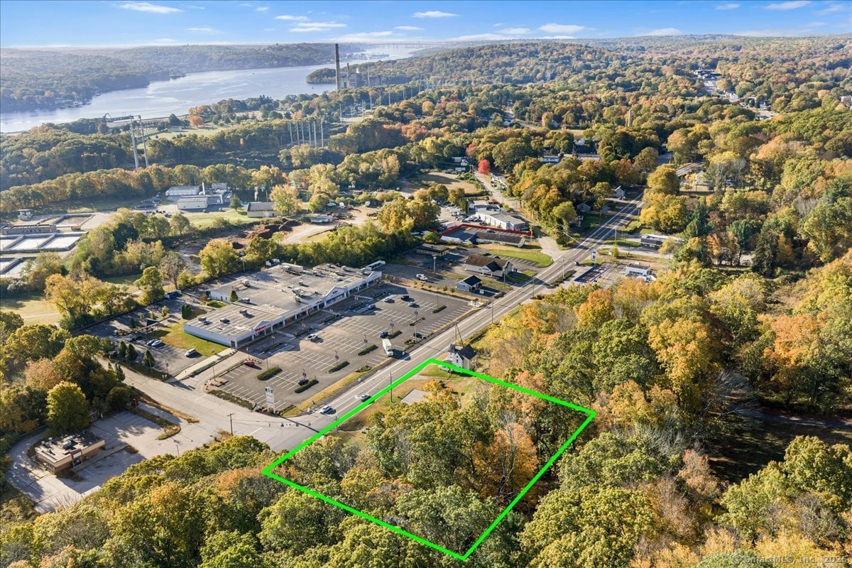 620 Norwich New London Turnpike Photo 14