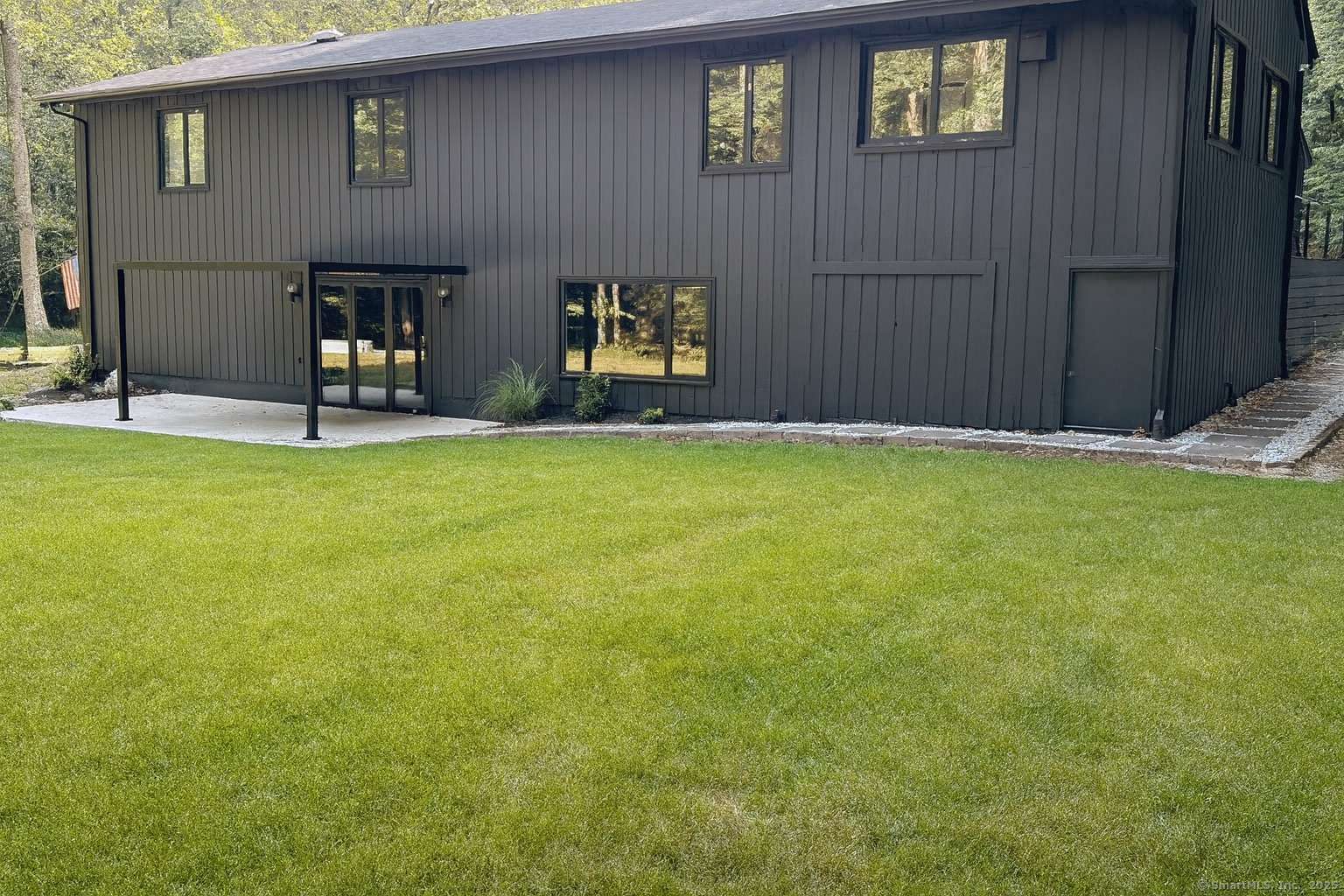 11 Coachman Lane Photo 31