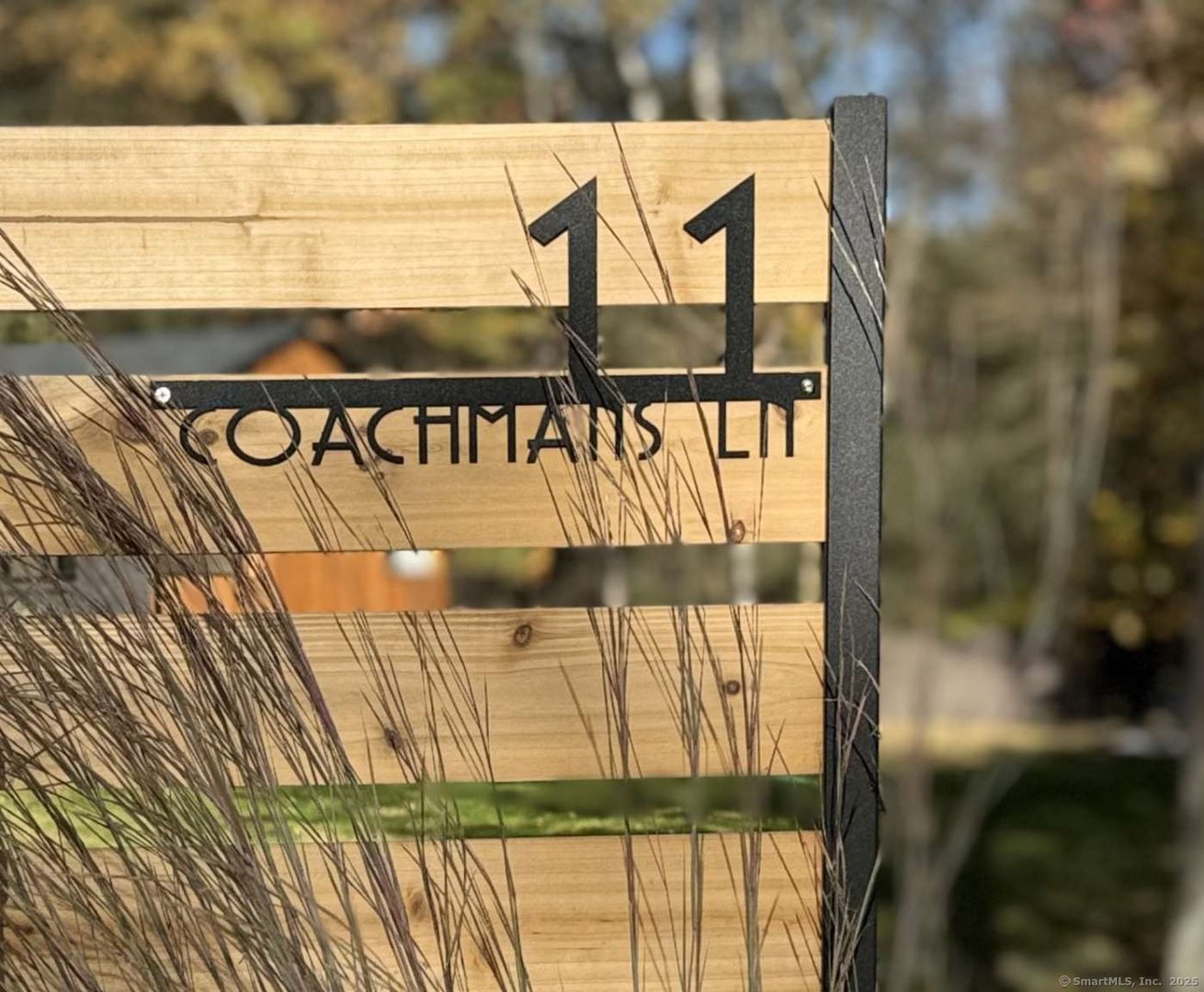 11 Coachman Lane Photo 35