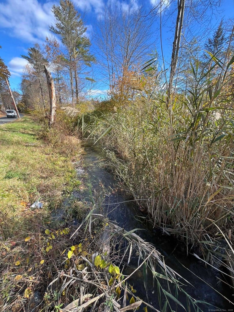 200 W. West Hill Rd Road Photo 18