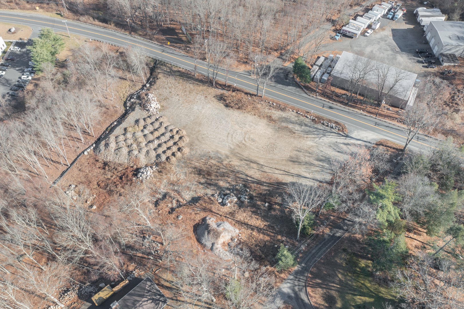 909 Main Street Photo 5