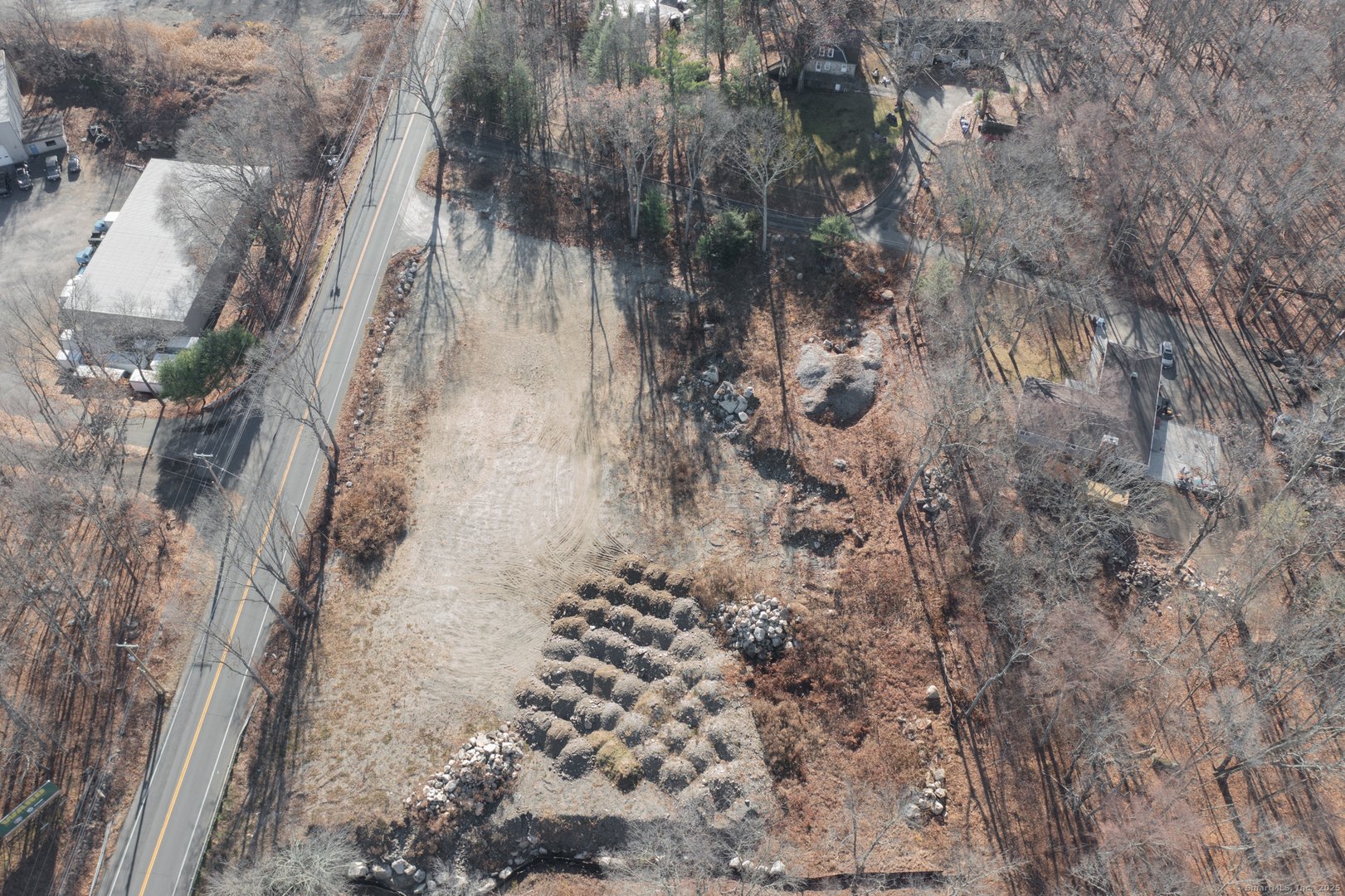 909 Main Street Photo 7