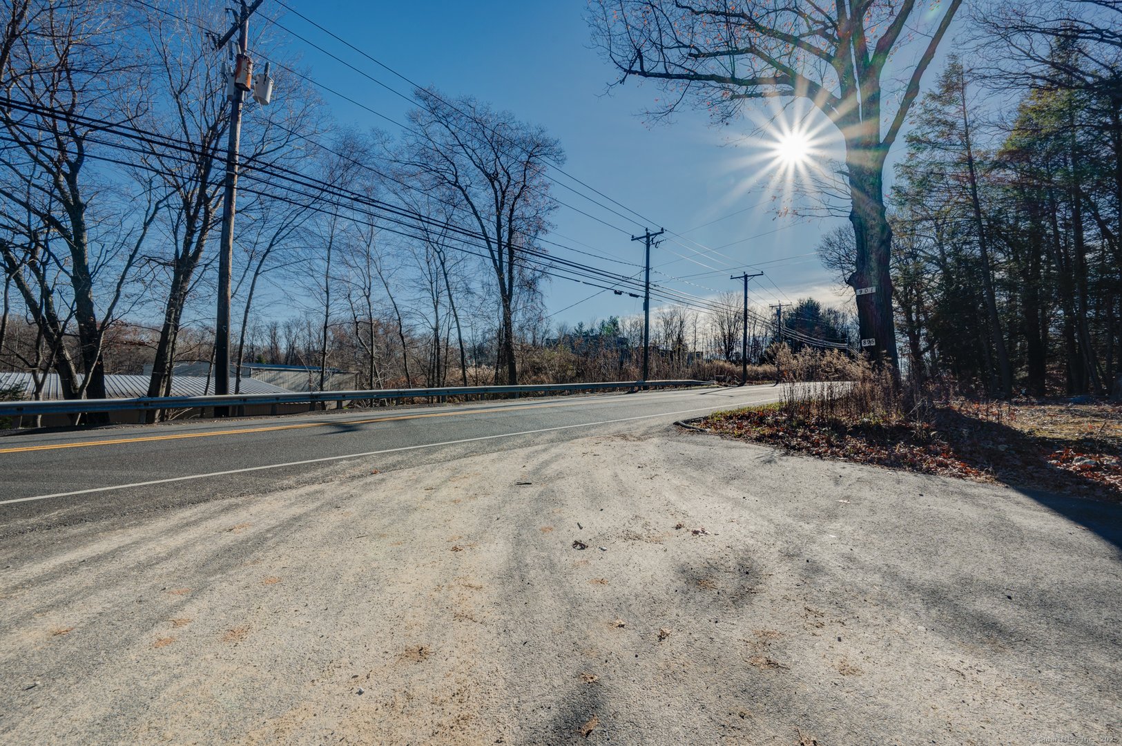 909 Main Street Photo 8