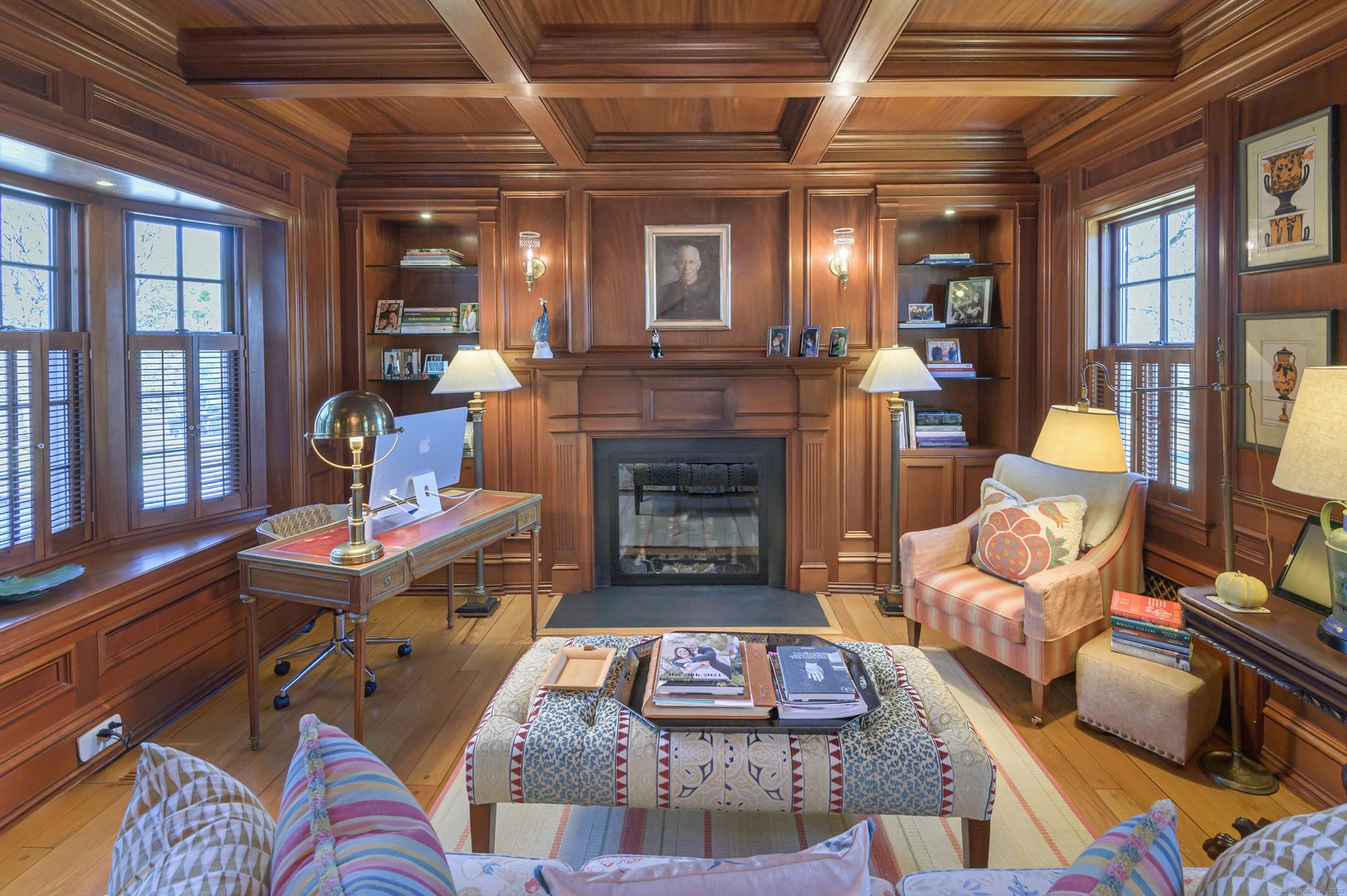 384 West Lane Photo 10