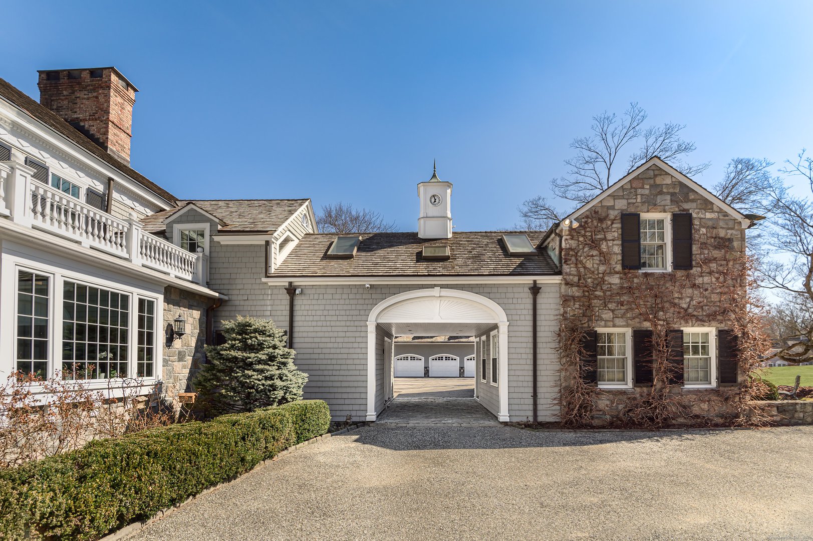 384 West Lane Photo 19