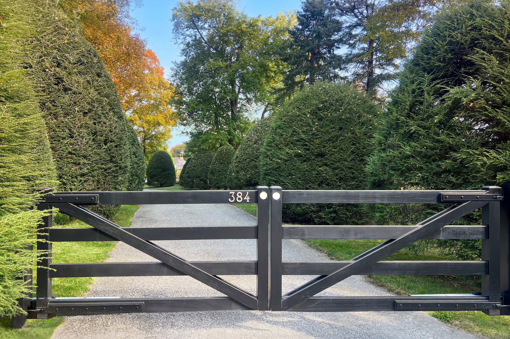 384 West Lane Photo 34