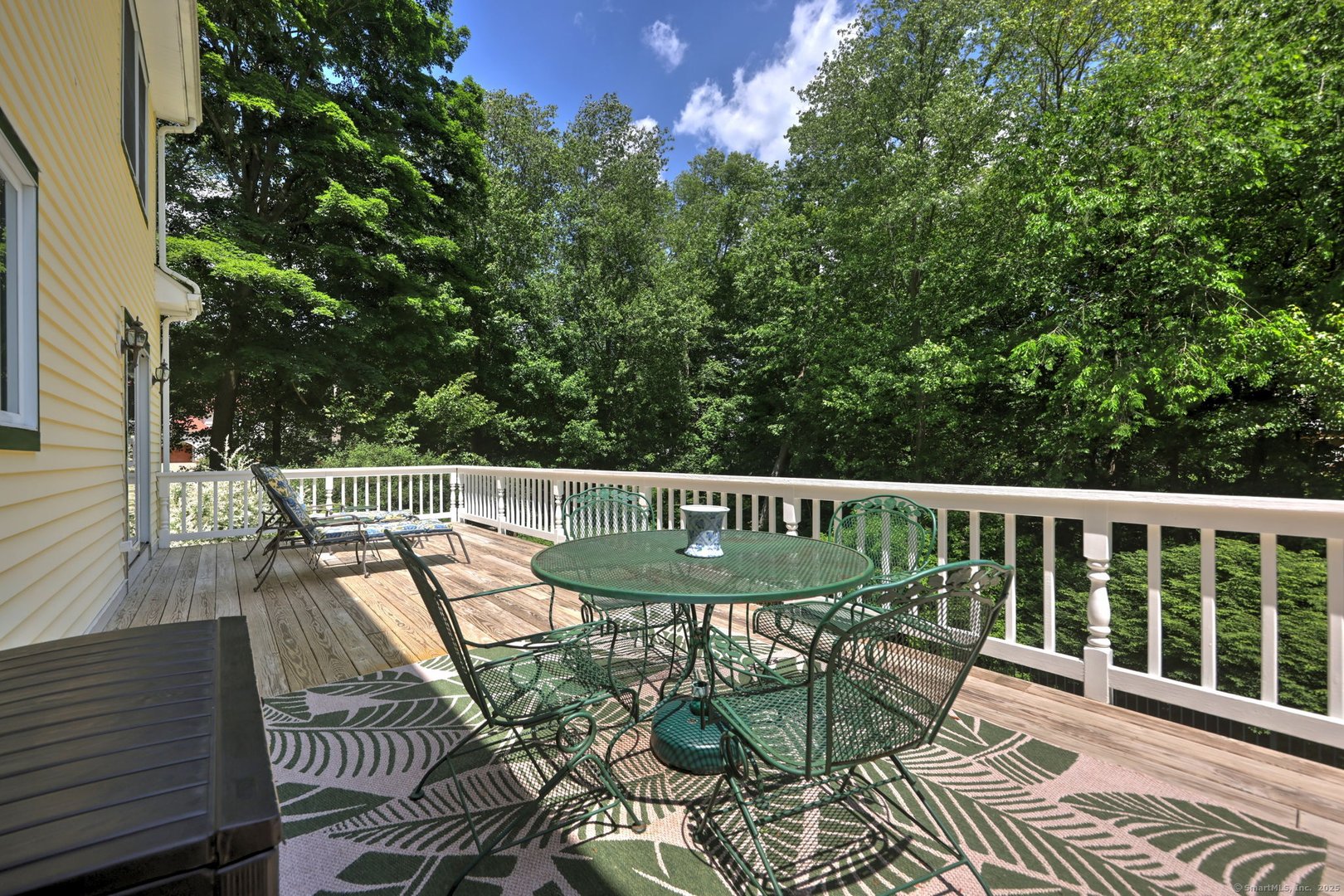 920 Green Circle Photo 19