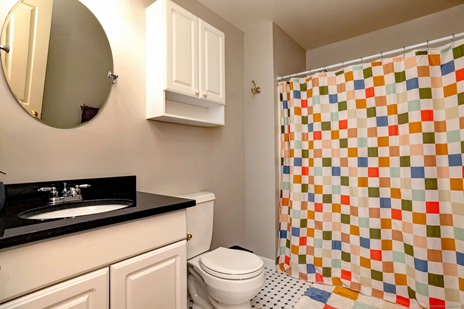 920 Green Circle Photo 31