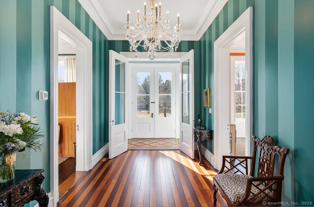 114 Walkley Hill Road Photo 5