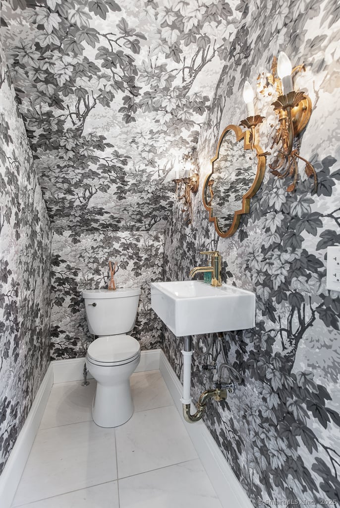 114 Walkley Hill Road Photo 11