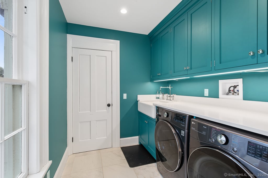 114 Walkley Hill Road Photo 26