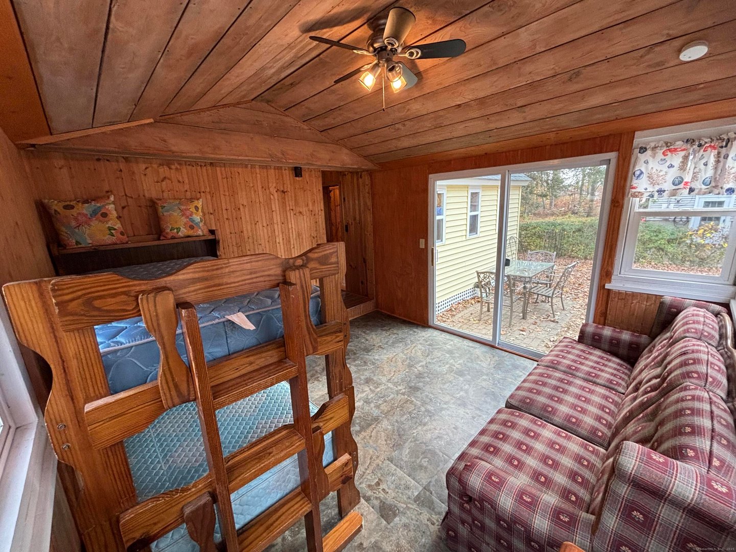 34 Gardner Lake Heights Photo 16