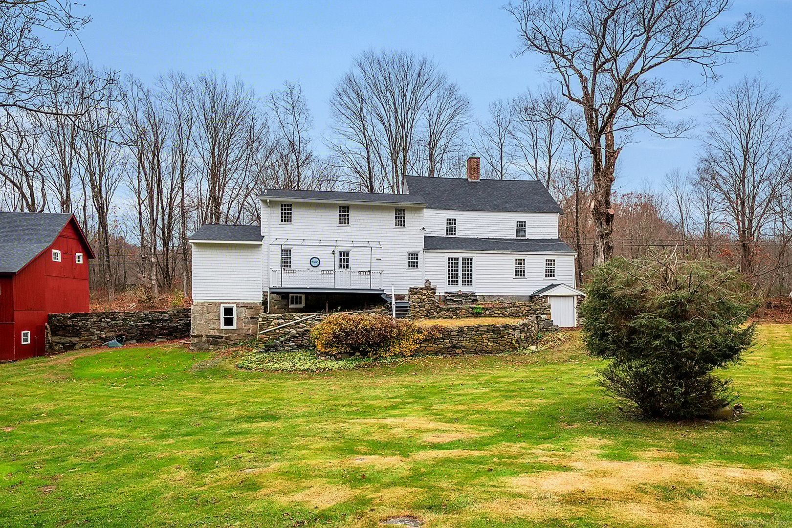 114 Carmel Hill Road North Photo 4