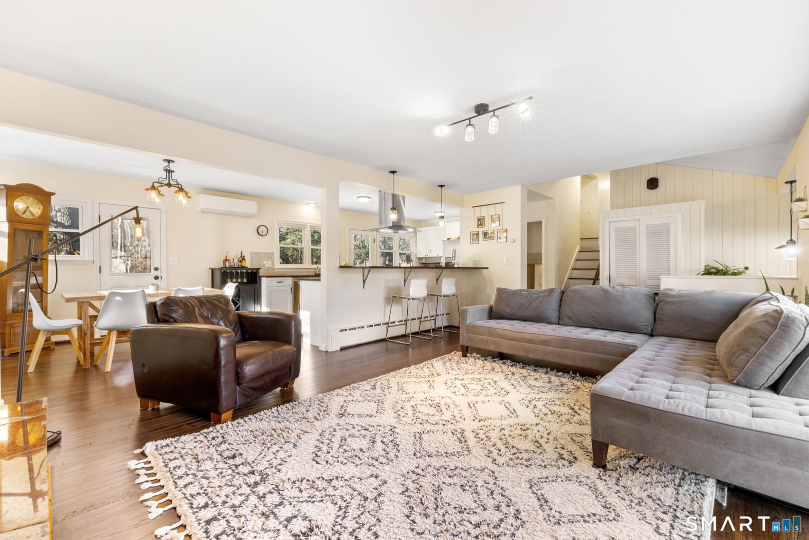 26 Forest Lane Photo 14