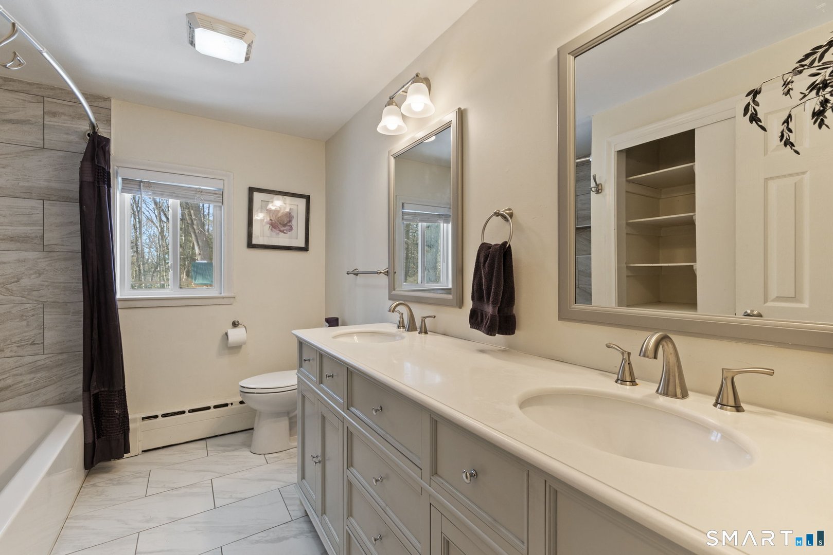 26 Forest Lane Photo 24