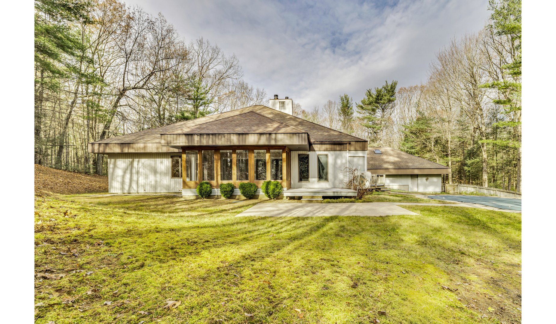 1 Northcrest Drive Photo 3