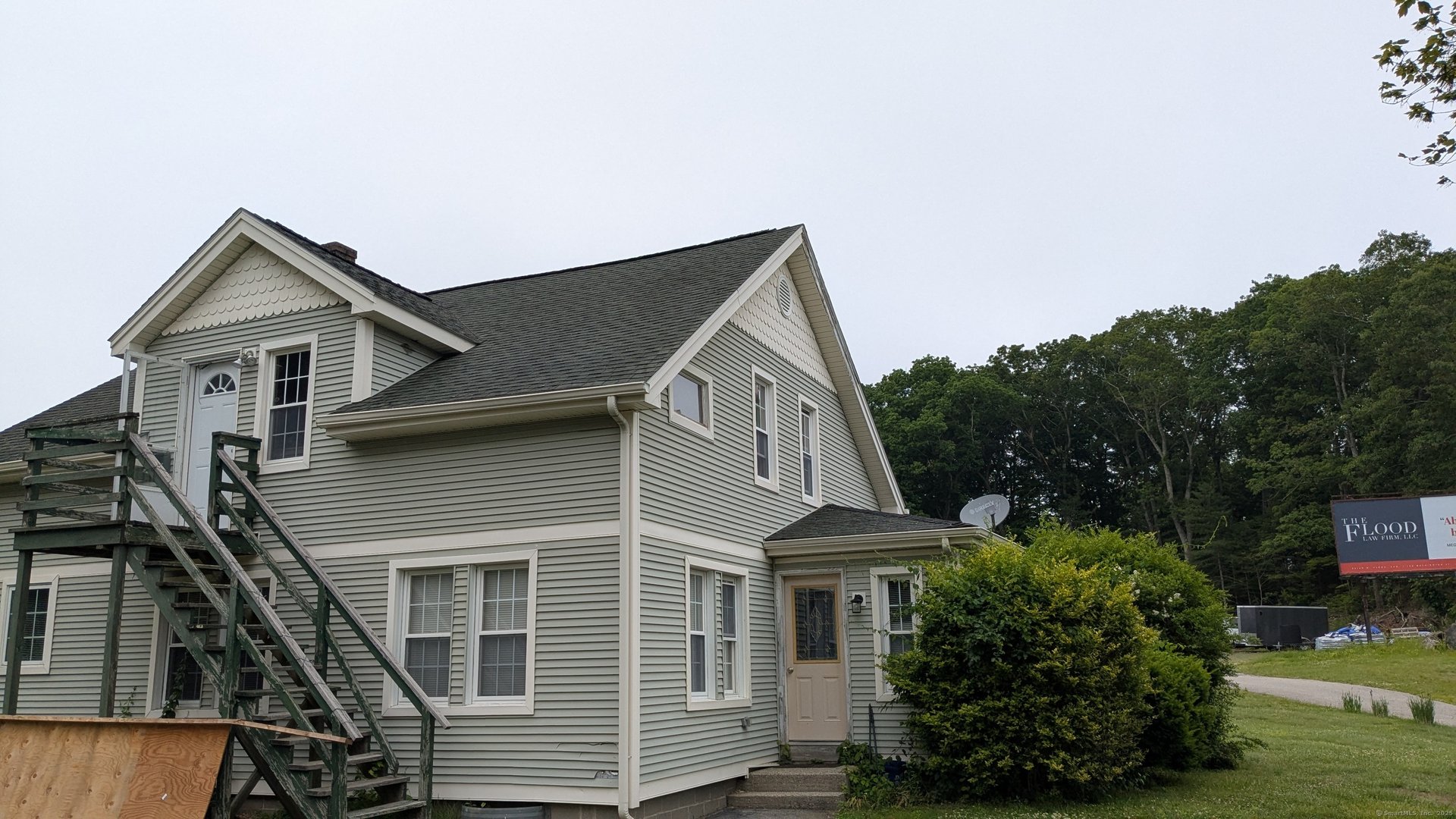 730 Plainfield Road Photo 3