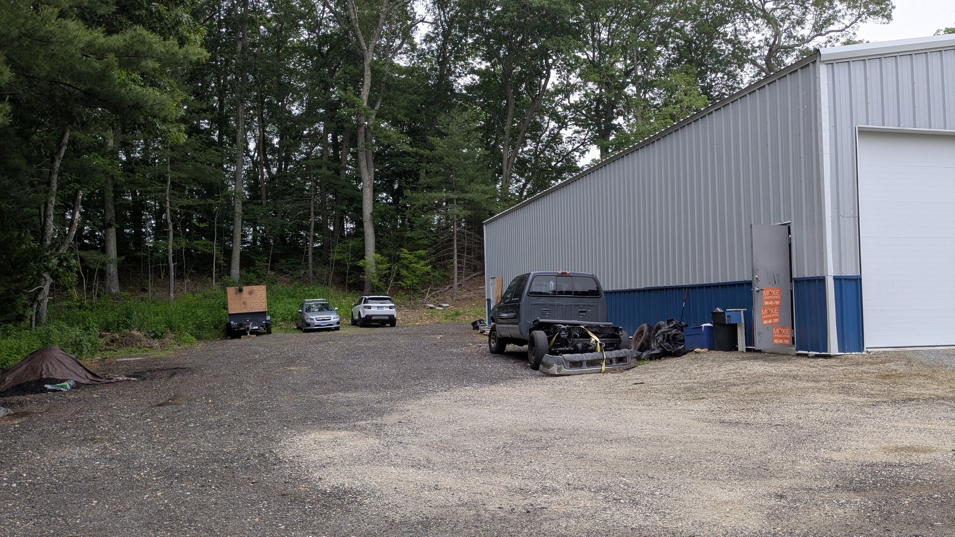 730 Plainfield Road Photo 7