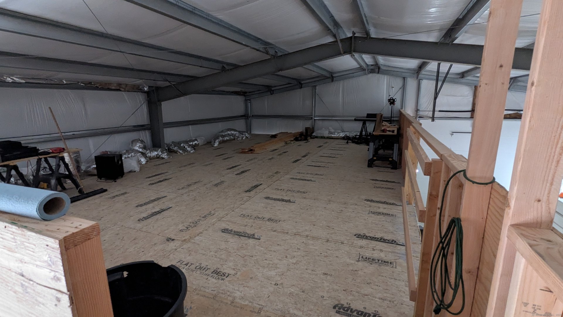 730 Plainfield Road Photo 11