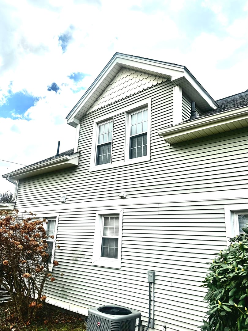 730 Plainfield Road Photo 13