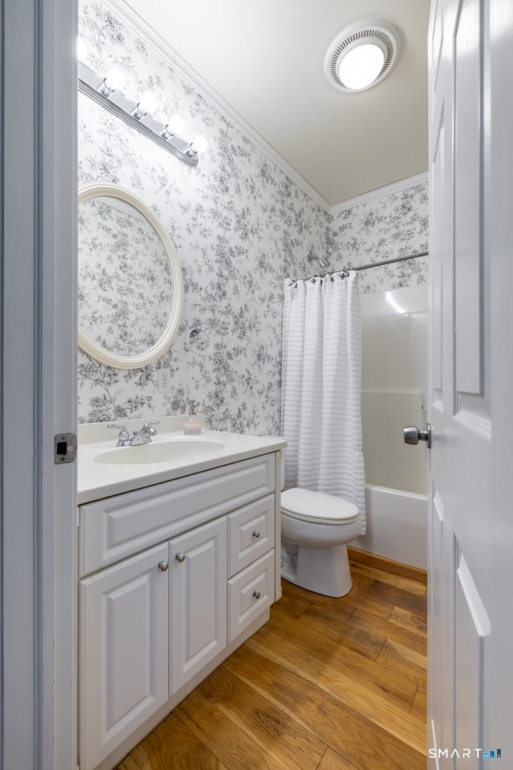 40 Warner Road Photo 11