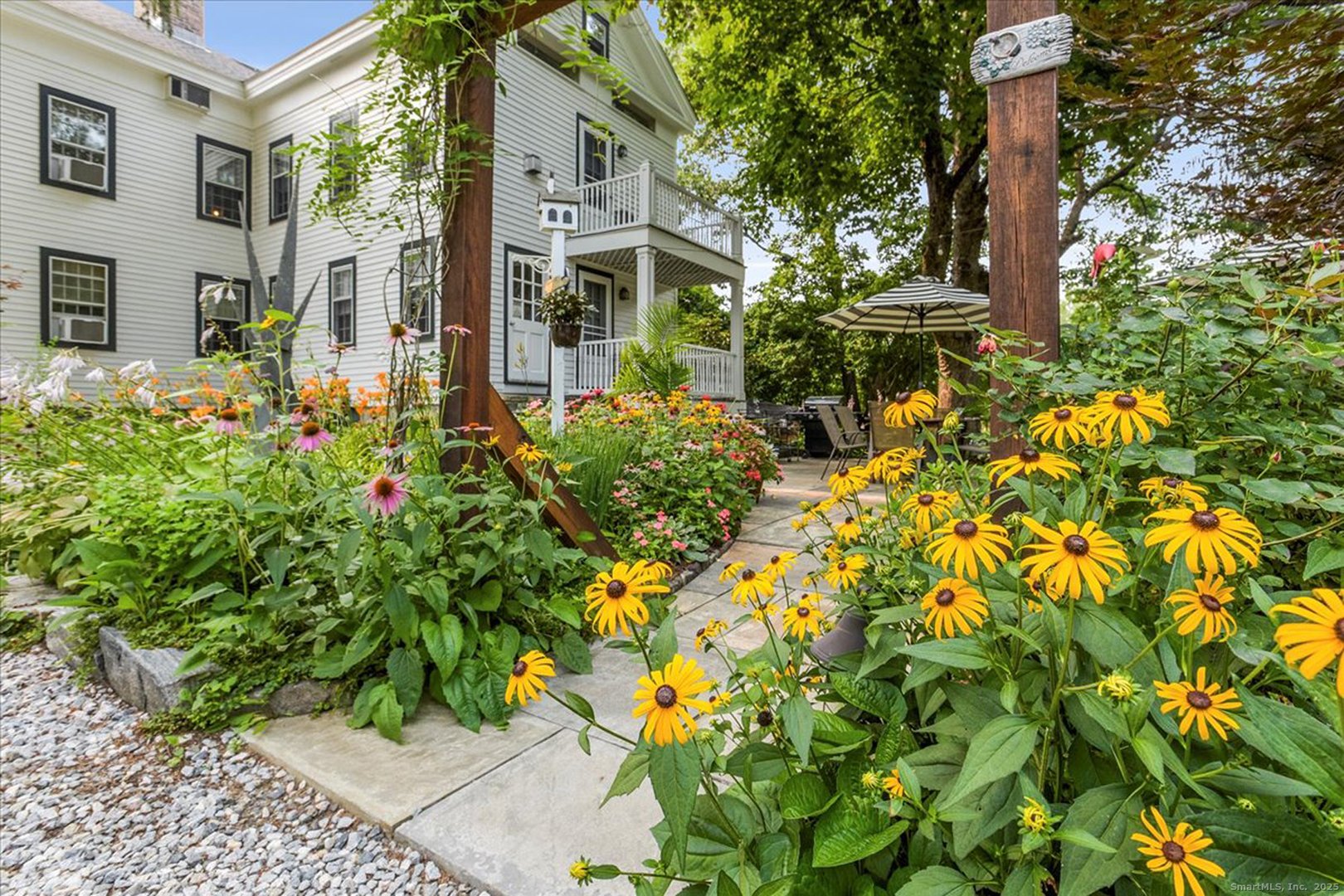 209 Main Street Photo 3