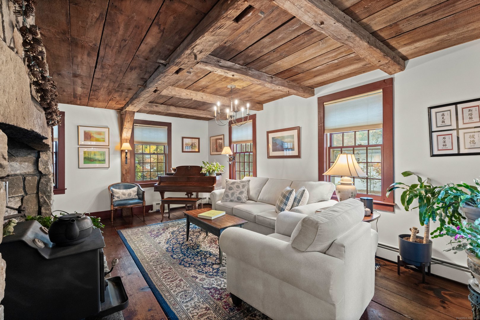 209 Main Street Photo 9