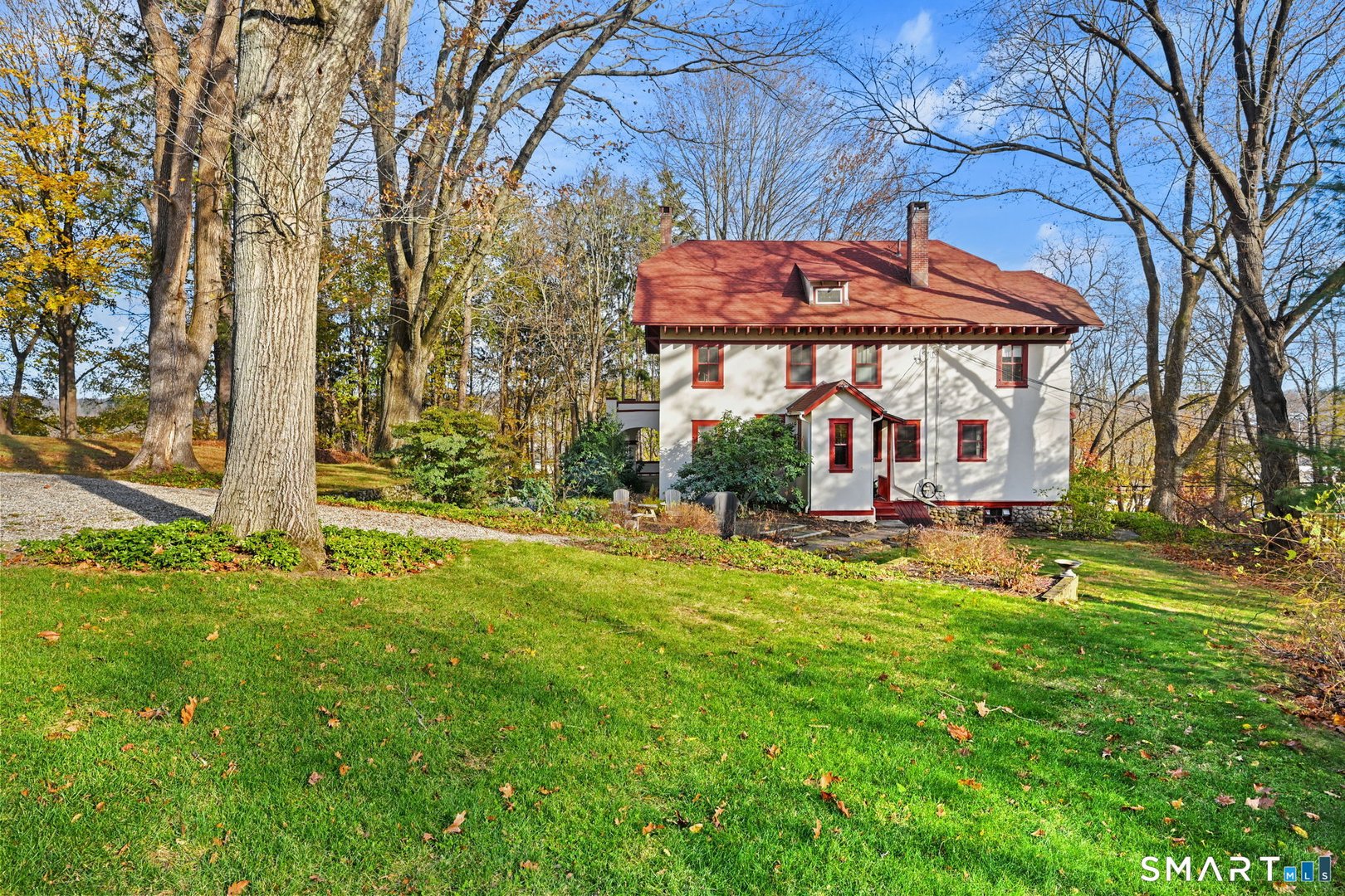 32 Catalpa Road Photo 2