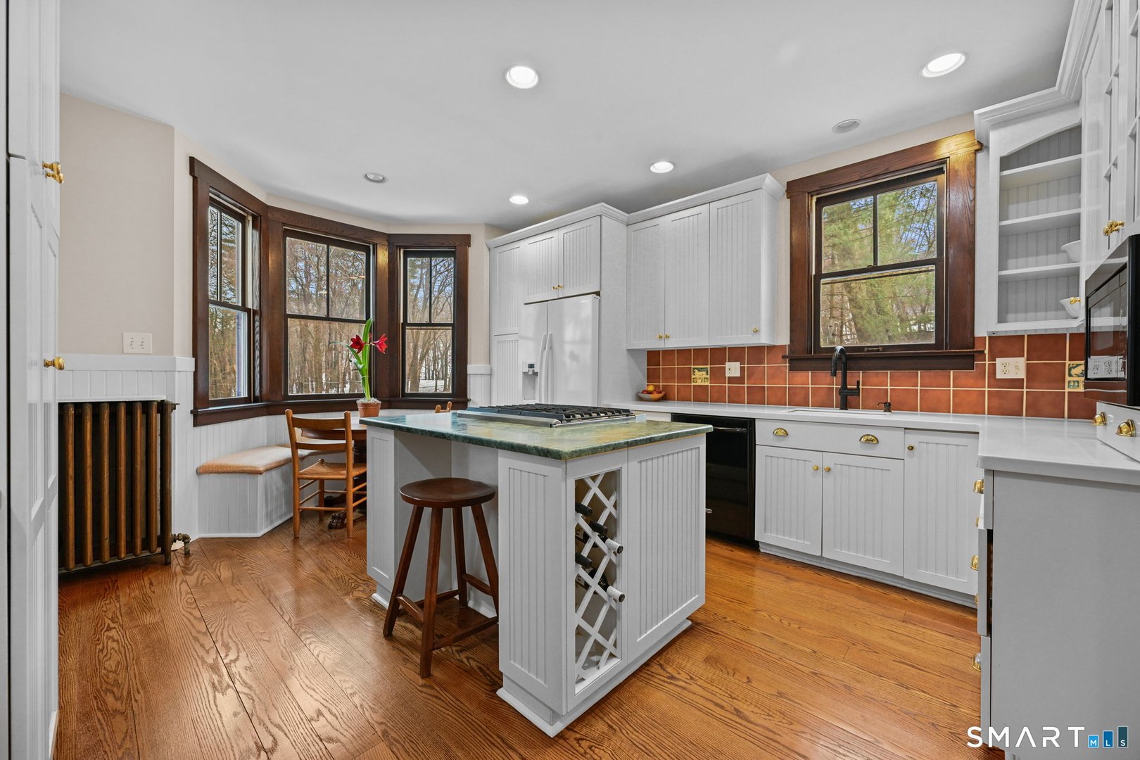 32 Catalpa Road Photo 3