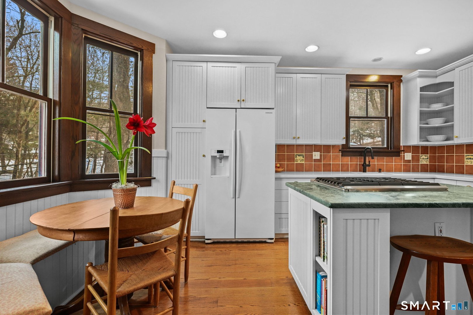 32 Catalpa Road Photo 4