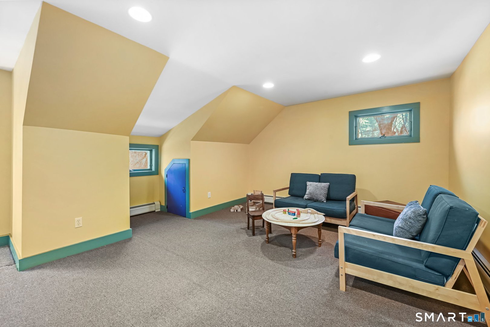 32 Catalpa Road Photo 25