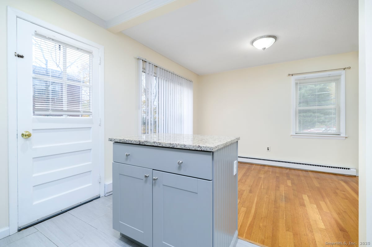 922 Shippan Avenue  #1 Photo 9