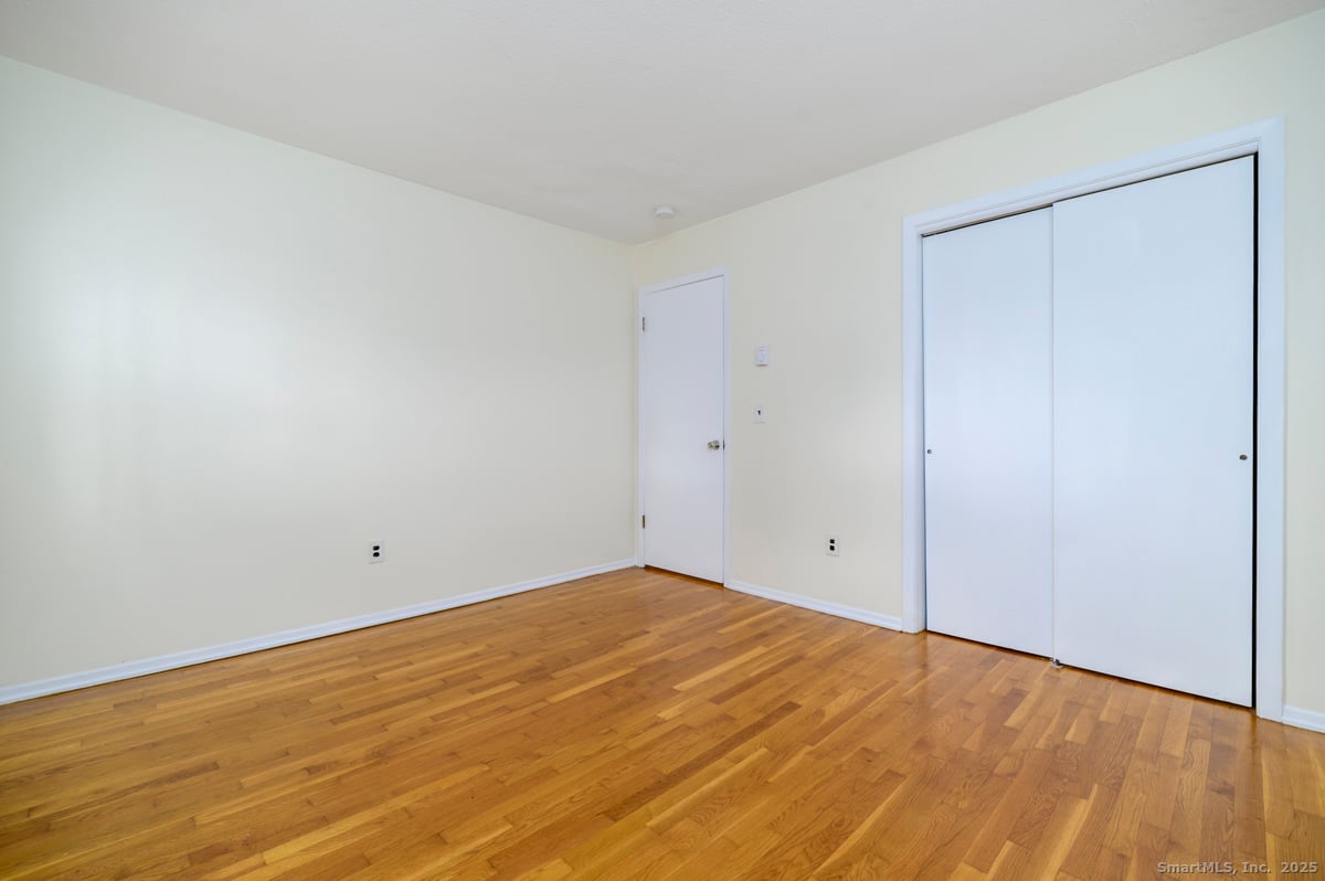 922 Shippan Avenue  #1 Photo 14