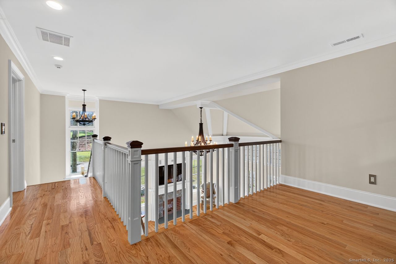 401 Fox Hopyard Road Photo 27